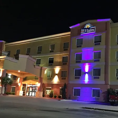 Robinson Inn And Suites